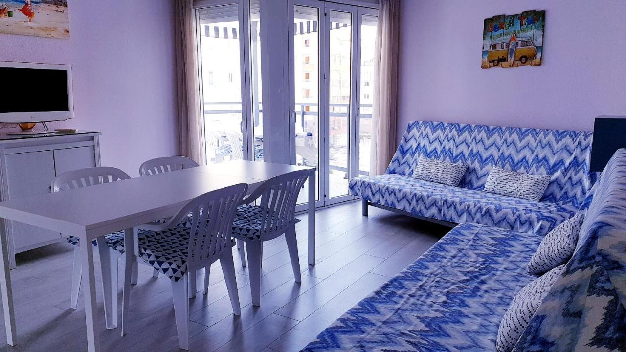 Apartamento playa LLevant mejor zona Salou Buitenkant foto