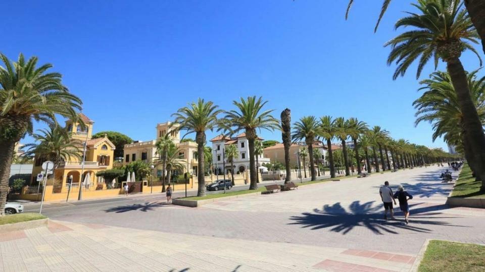 Apartamento playa LLevant mejor zona Salou Buitenkant foto