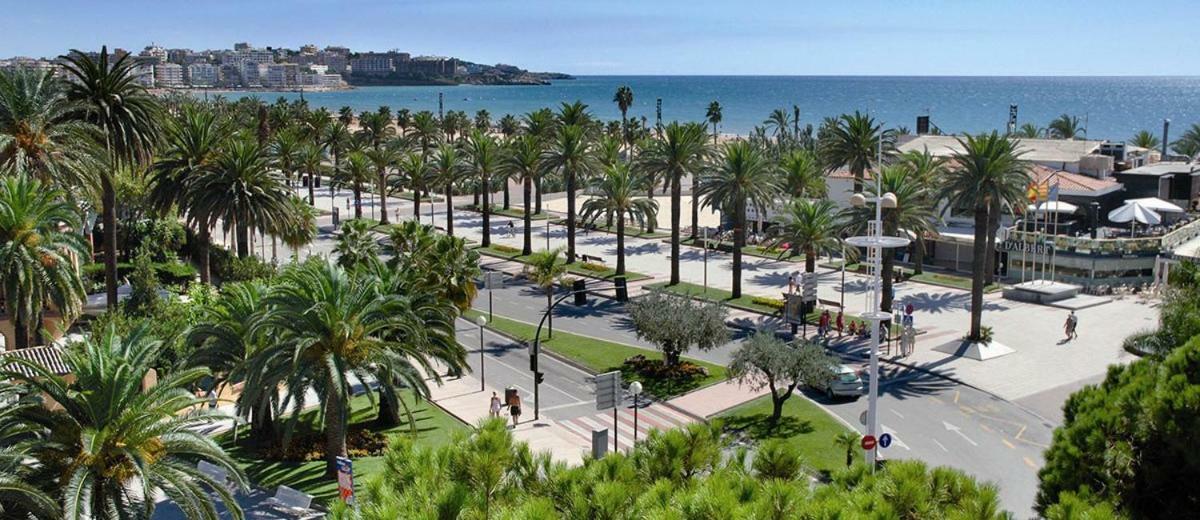 Apartamento playa LLevant mejor zona Salou Buitenkant foto