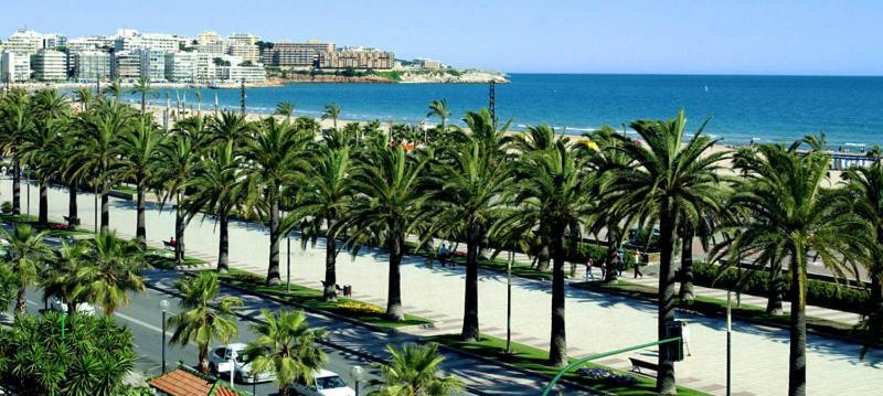 Apartamento playa LLevant mejor zona Salou Buitenkant foto